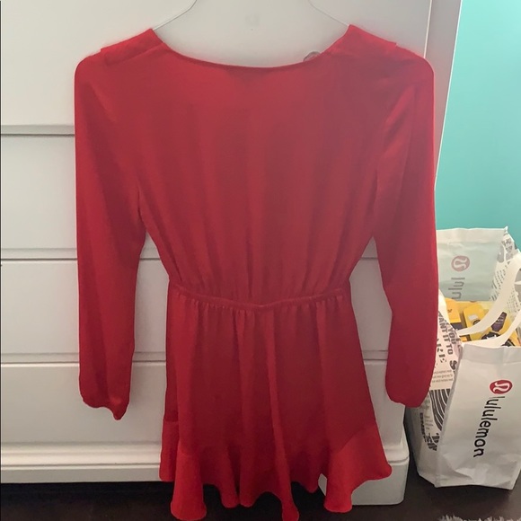 Super cute red express dress - Picture 2 of 3